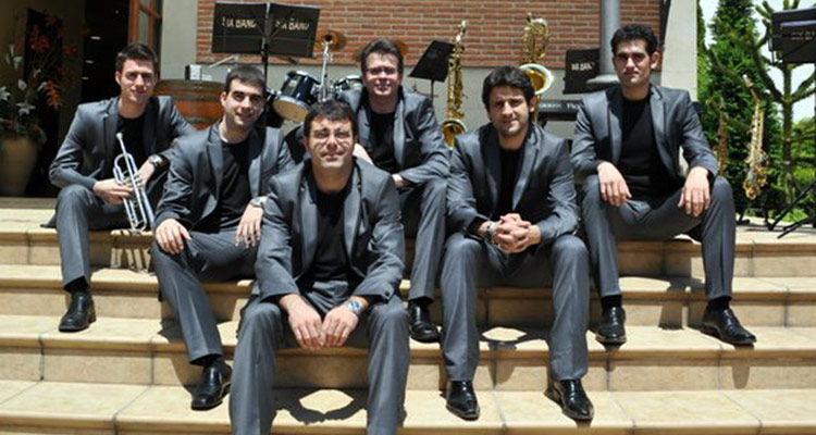 Six-Band