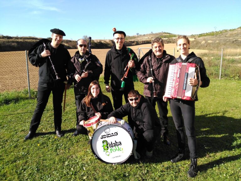 Aldaba Folk